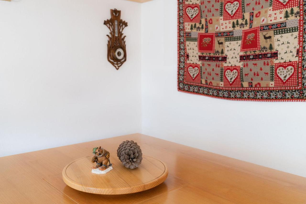 Mandron Charming And Central *